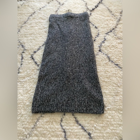 NWT Zara Sweater Skirt - Picture 3 of 4
